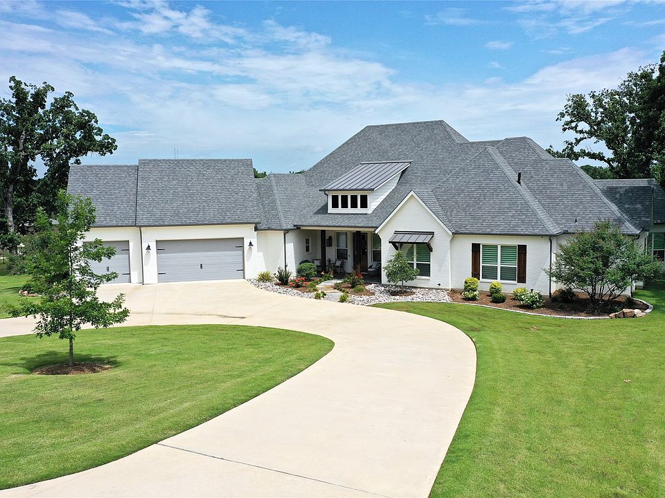1st image of 377 Tananger Springs Dr