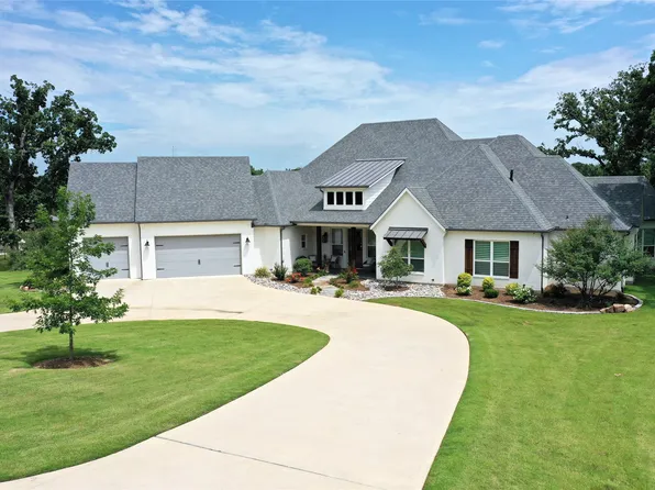 377 Tananger Springs Dr, Denison, TX 75021