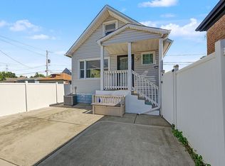 13029 S Houston Ave, Chicago, IL 60633