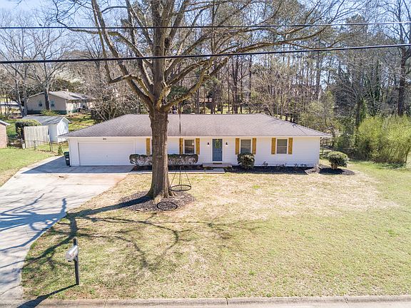 5th image of 214 Stone Mill Ln NW