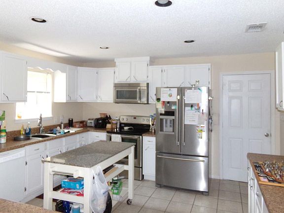 4th image of 12490 Seratine Dr
