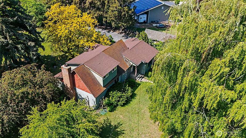 2nd image of 2091 Orchard Rd