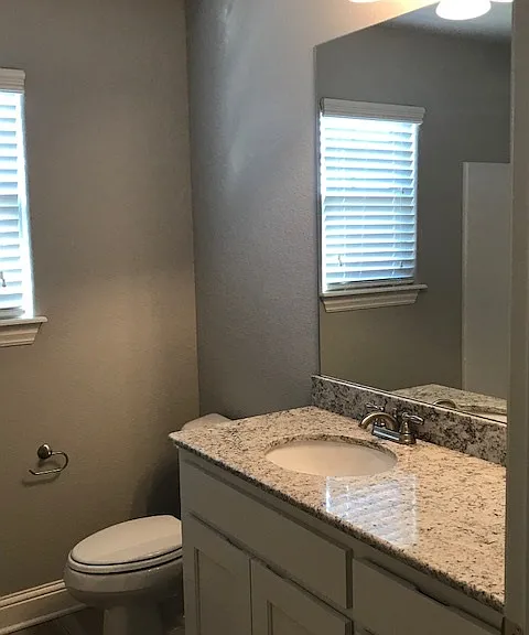 2211 Hunter Dr — Photo 15