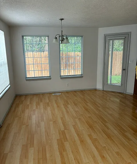 1887 W Overland Rd #101 — Photo 2