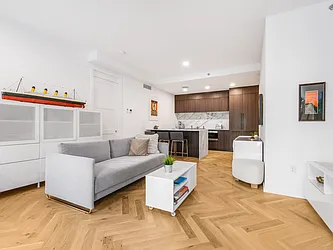 805 Washington Avenue, #2D