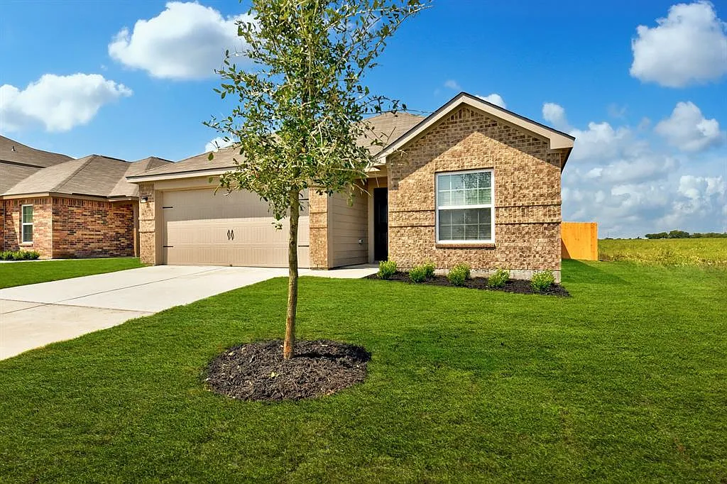 4 bed, 1525 sqft, $1,850 — Photo 1