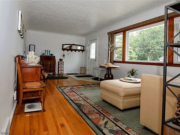 3rd image of 6142 Althea Dr