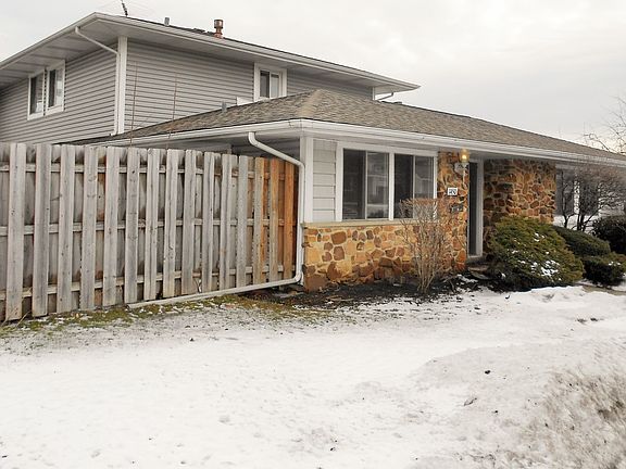 2nd image of 1450 Fremont Dr
