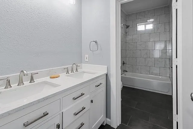 835 S Robertson Ave — Photo 8