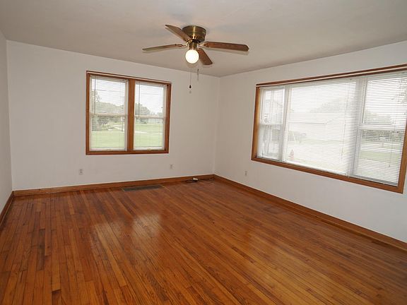 3rd image of 14085 N Morris West St
