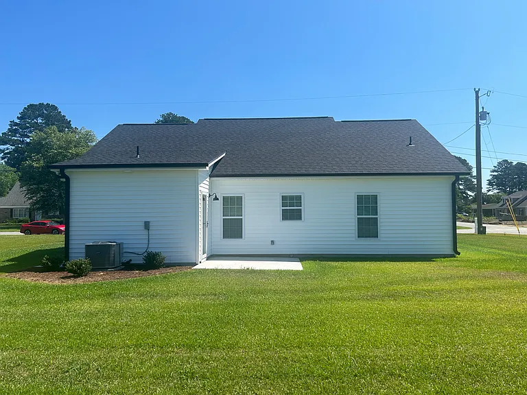 630 Casey Dr — Photo 3