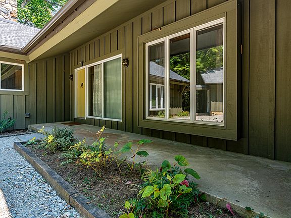 4th image of 180 Elbow Ln