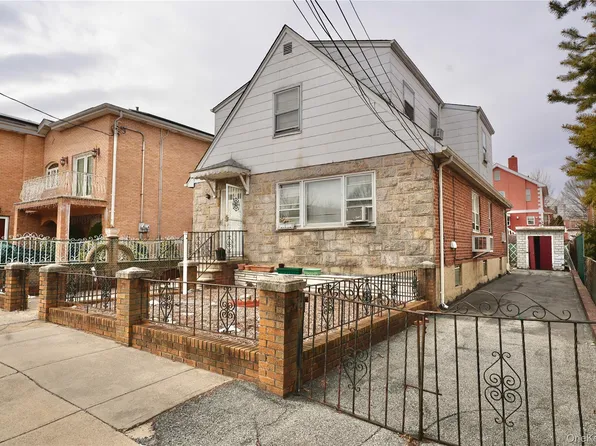 20-50 Hazen Street, East Elmhurst, NY 11370