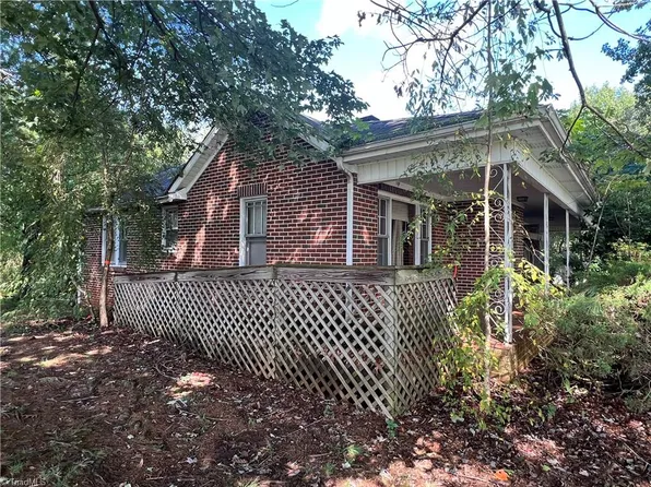 790 Mountain Park Rd, State Road, NC 28676