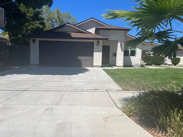 395 E 8th St, Gilroy, CA 95020