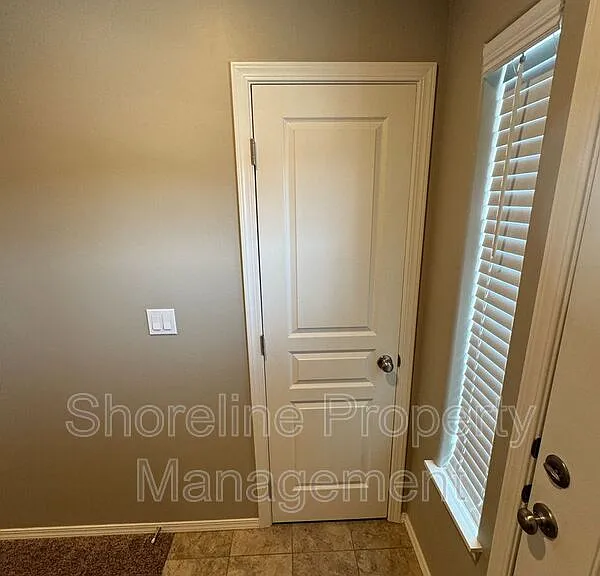 511 Diamond Lake St — Photo 75