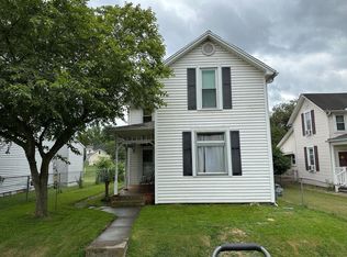 1224 E Chestnut St, Lancaster, OH 43130