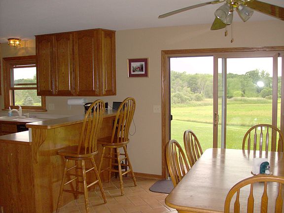 2nd image of 8619 Seasons Rd