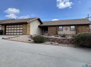 408 Lacima Rd, Gallup, NM 87301