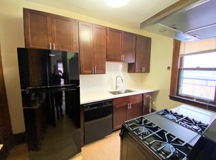 1935 Bryant Ave S #29, Minneapolis, MN 55403