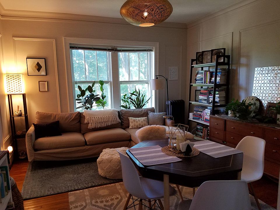 1st image of 1518 E 59th St #2B
