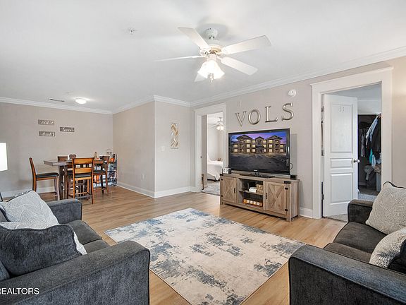 4th image of 3934 Cherokee Woods Way APT 302