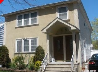 25519 148th Rd, Rosedale, NY 11422