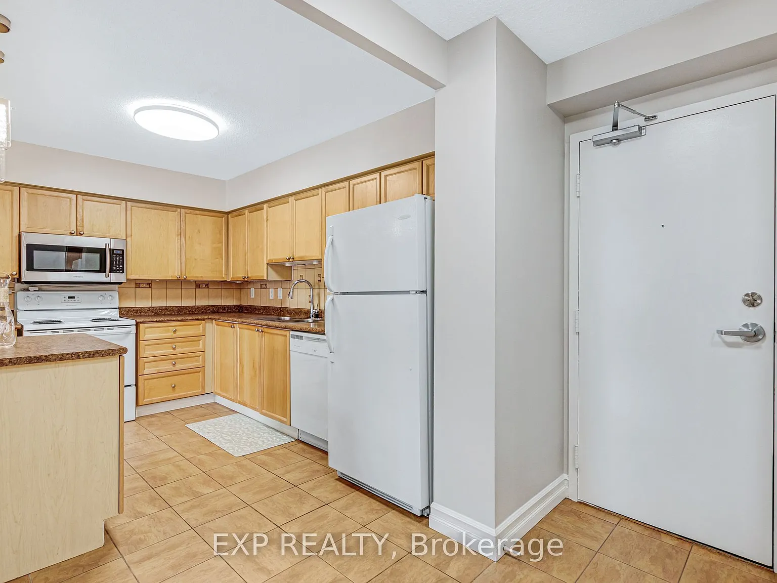 2 bed, $2,250 — Photo 4