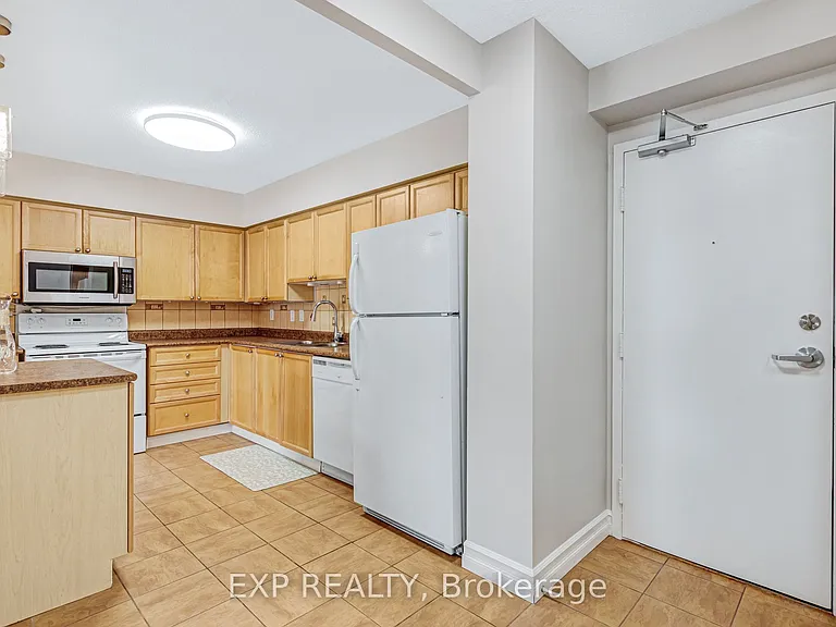 260 Davis Dr #1014 — Photo 4