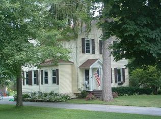 32 Dwight Ave, Clinton, NY 13323