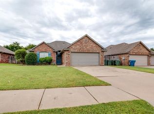 1716 Aurora Pl, Edmond, OK 73013