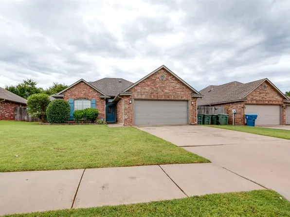 1716 Aurora Pl, Edmond, OK 73013