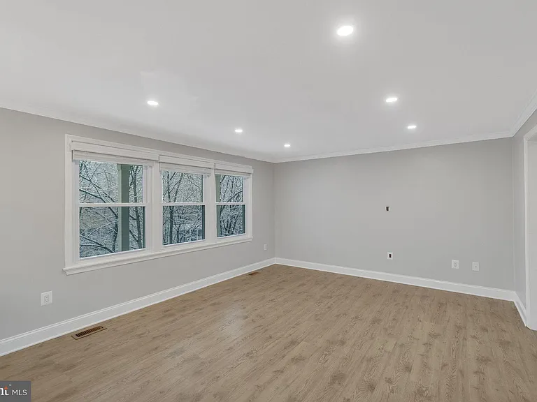 16080 Deer Park Dr — Photo 9