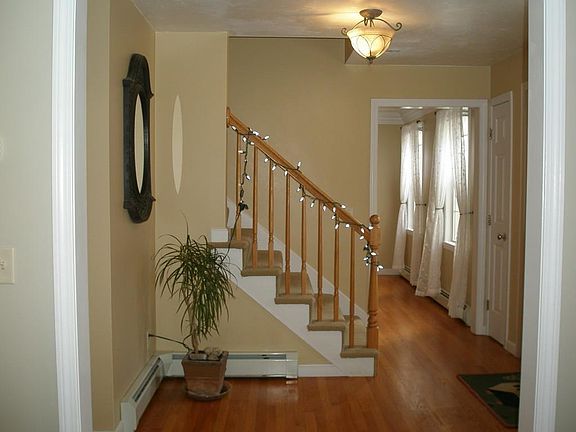 5th image of 16 Coldbrook Rd