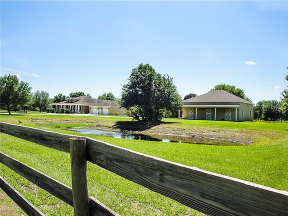 2nd image of 7716 Saddle Creek Trl