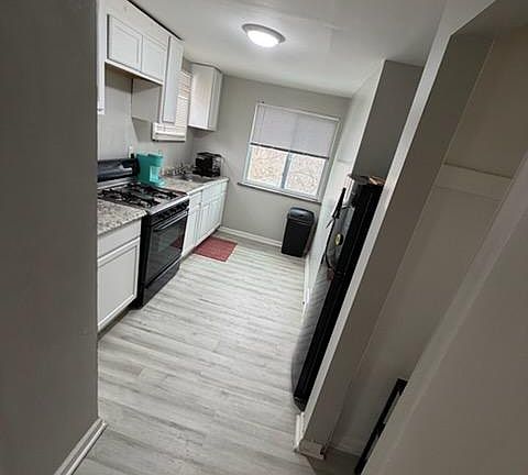 4th image of 1137 Woodbine St Floor 2