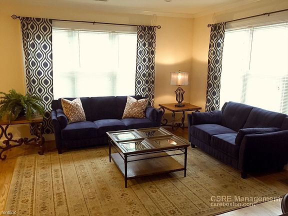 landlord_unit_photo_21054228_3