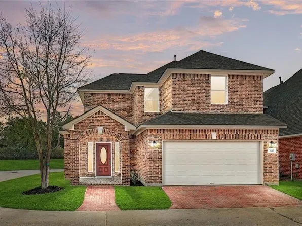 7655 Ameswood Rd, Houston, TX 77095