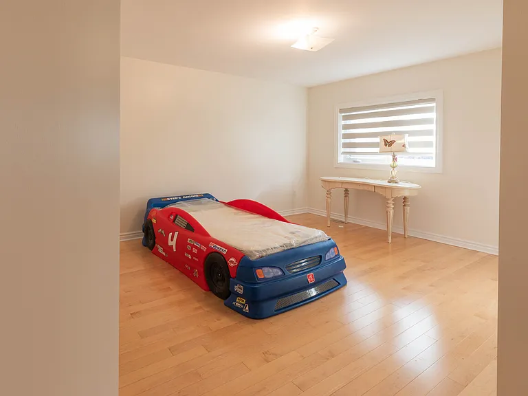 2 Farnham Dr — Photo 16