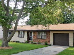 2304 Washington Ave, Mattoon, IL 61938