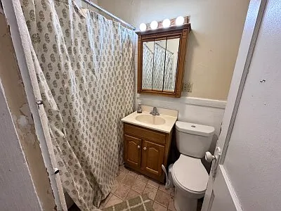 56 Queensberry St #12A — Photo 6