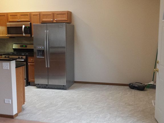 3rd image of 922 Lorelei Dr