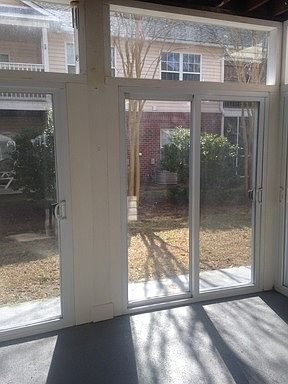 5th image of 1406 Willoughby Park Ct Unit 1