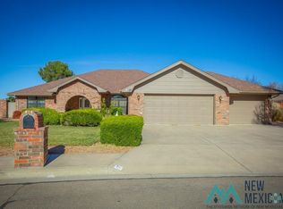 17 Granite Cir, Roswell, NM 88201