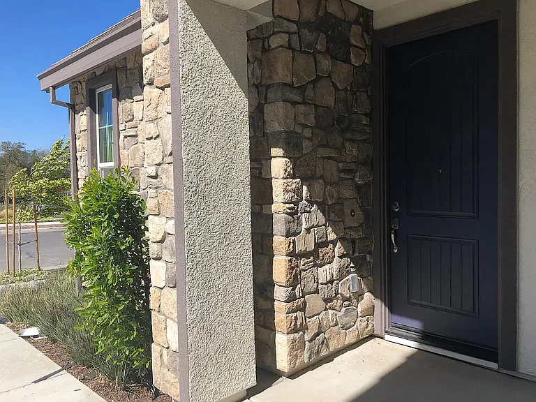 132 W Nasergholi Ave — Photo 6