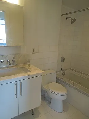 Rented by Vendome Management | media 23