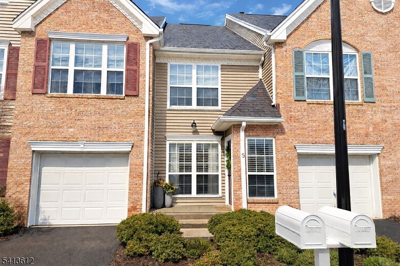 1st image of 5 WINTERS COURT