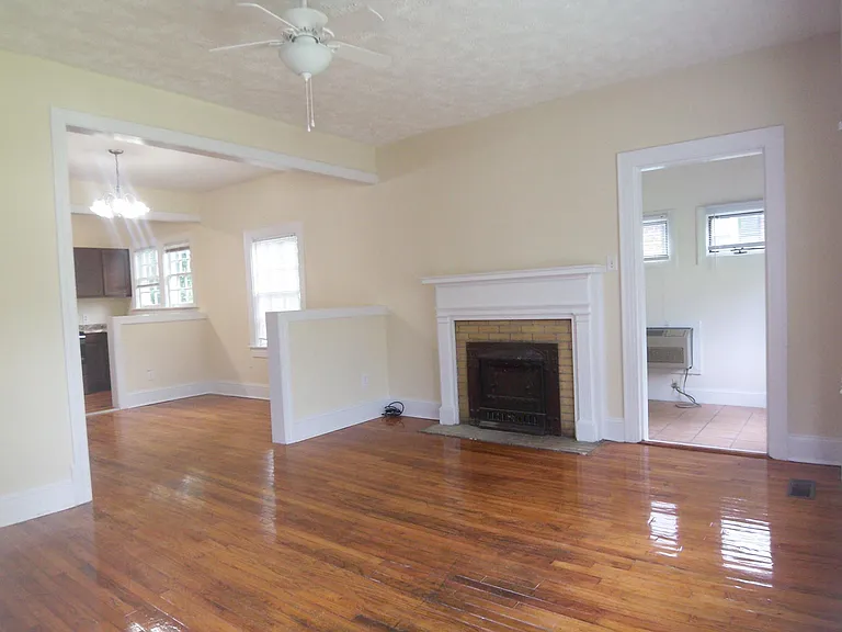 103 Rotary Ave — Photo 6