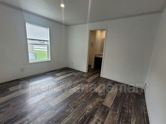 4th image of 415 N Elkhart St Lot 42