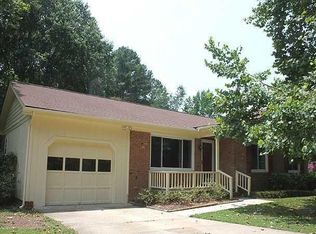 2833 Optimist Farm Rd, Apex, NC 27539